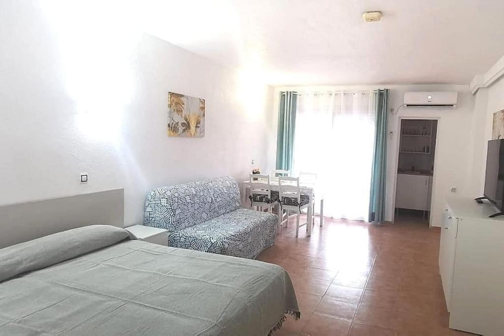 Appartement Appartament Alboran à Salou Extérieur photo